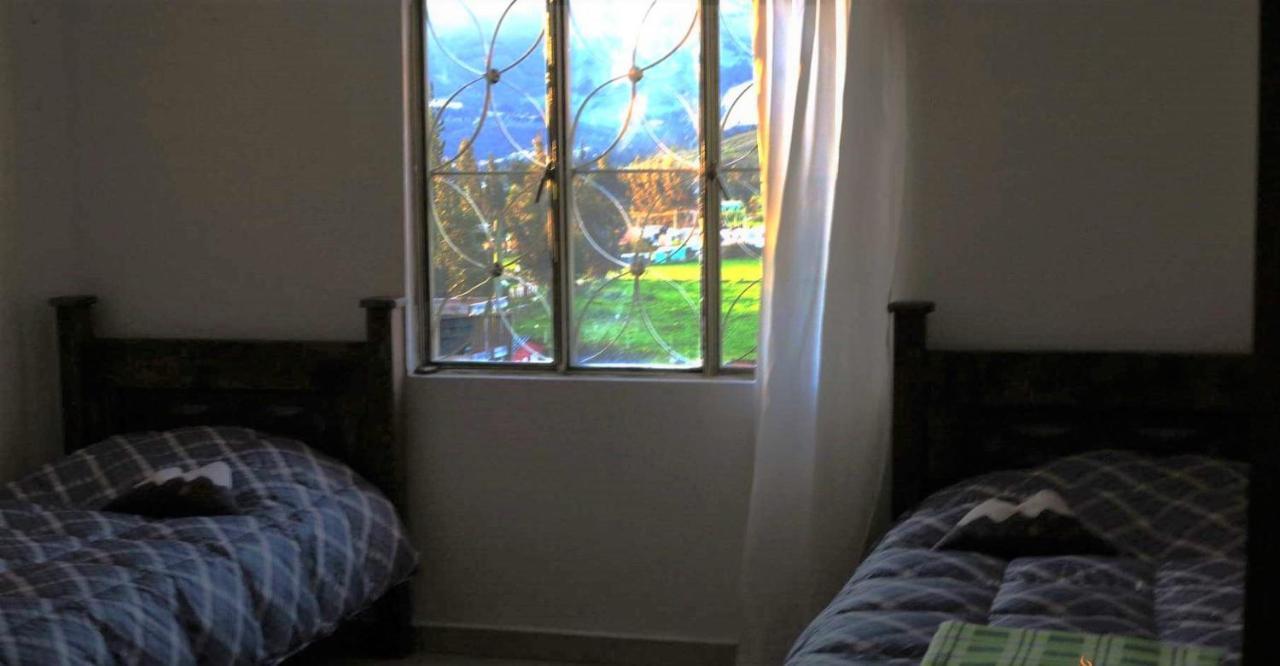 Hostal Casa Lantana スエスカ エクステリア 写真