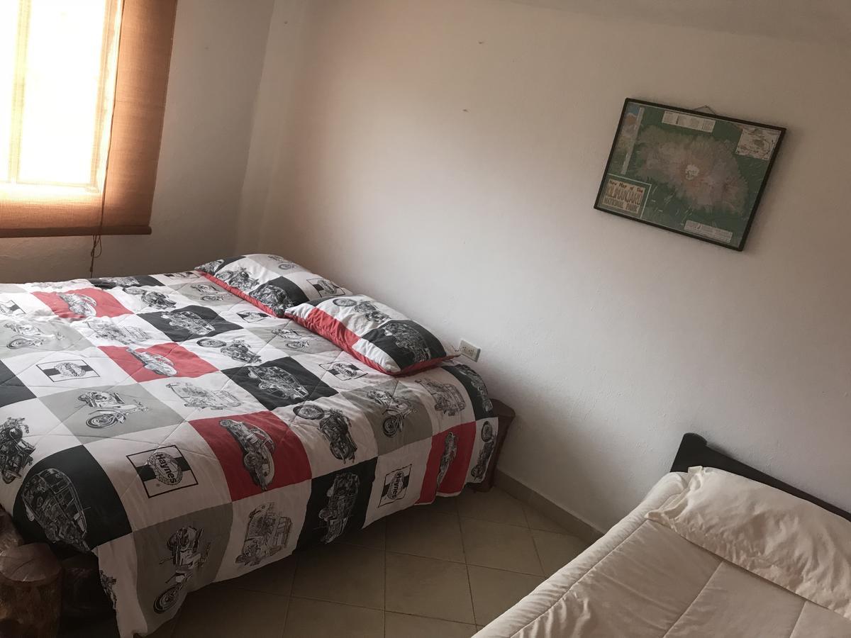 Hostal Casa Lantana スエスカ エクステリア 写真